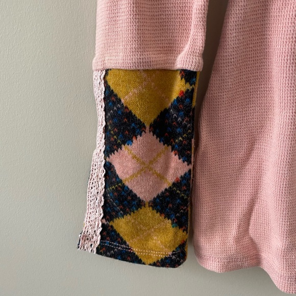 Others Follow Shirt - Picture 2 of 5